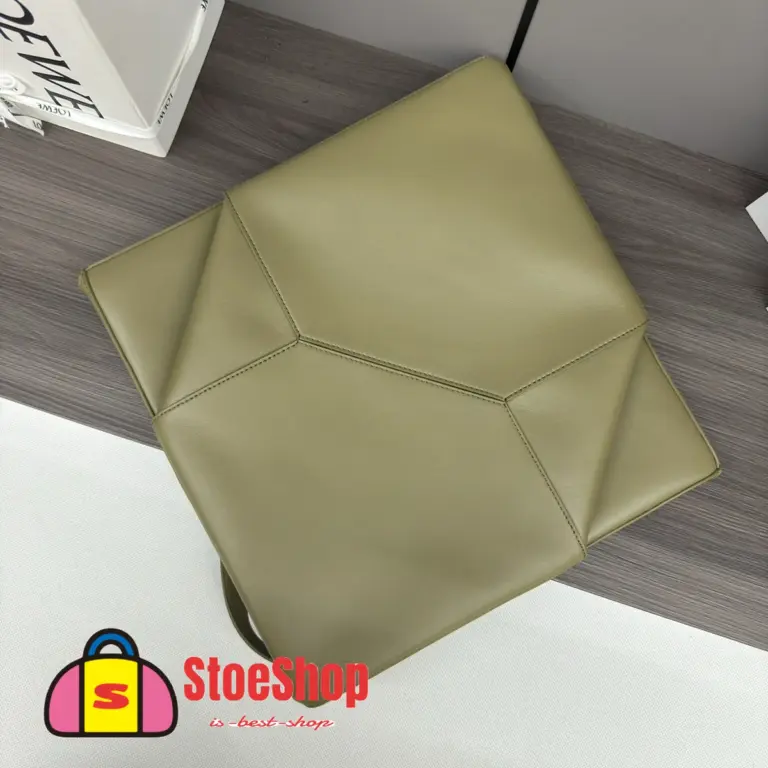 Loewe-羅意威 橄欖綠超大號亮面牛皮革 Puzzle Fold 購物袋