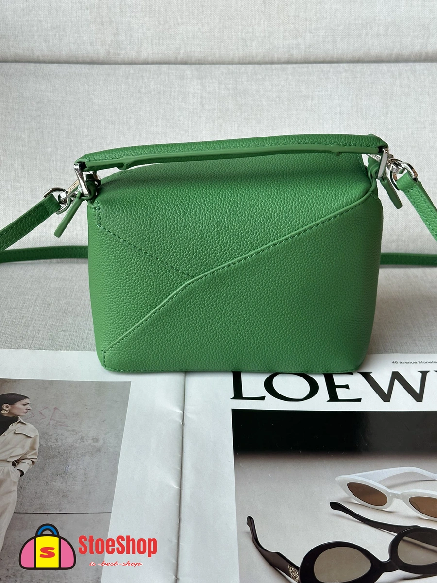 Loewe-羅意威 熱帶綠迷你柔軟粒面牛皮革 Puzzle 肩背包 6 Loewe-羅意威 熱帶綠迷你柔軟粒面牛皮革 Puzzle 肩背包