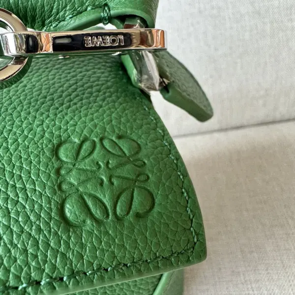 Loewe-羅意威 熱帶綠迷你柔軟粒面牛皮革 Puzzle 肩背包 17 Loewe-羅意威 熱帶綠迷你柔軟粒面牛皮革 Puzzle 肩背包