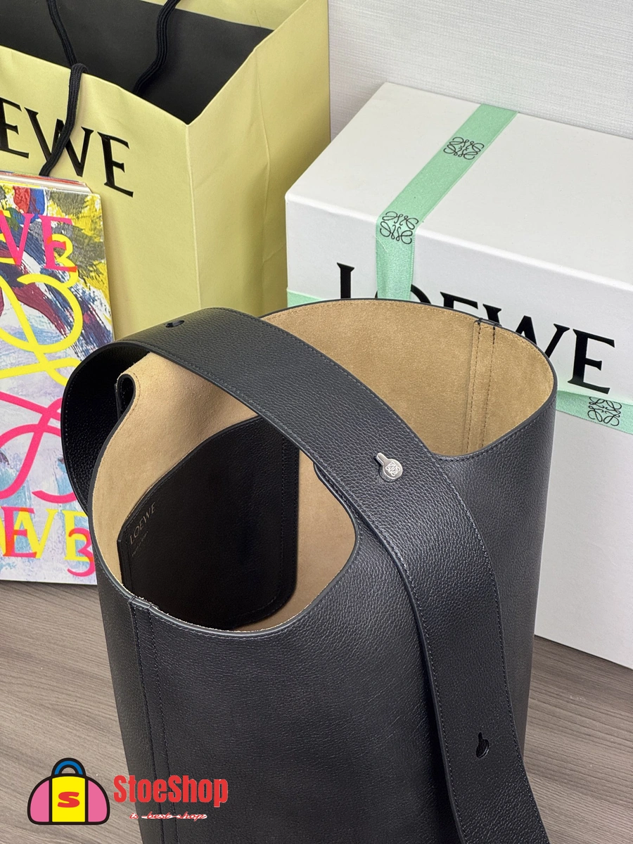 Loewe-羅意威 Pebble Bucket 系列 黑色迷你柔軟粒面牛皮革斜挎水桶手袋 6 Loewe-羅意威 Pebble Bucket 系列 黑色迷你柔軟粒面牛皮革斜挎水桶手袋