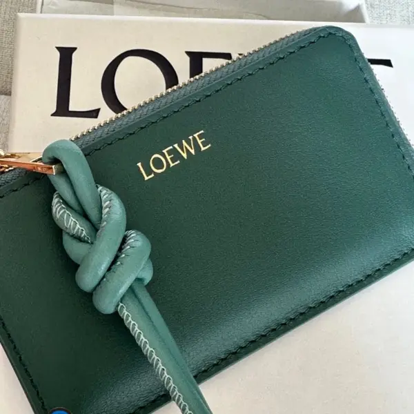 Loewe-羅意威 香根草 / 水色亮面納帕牛皮革繩結硬幣卡包