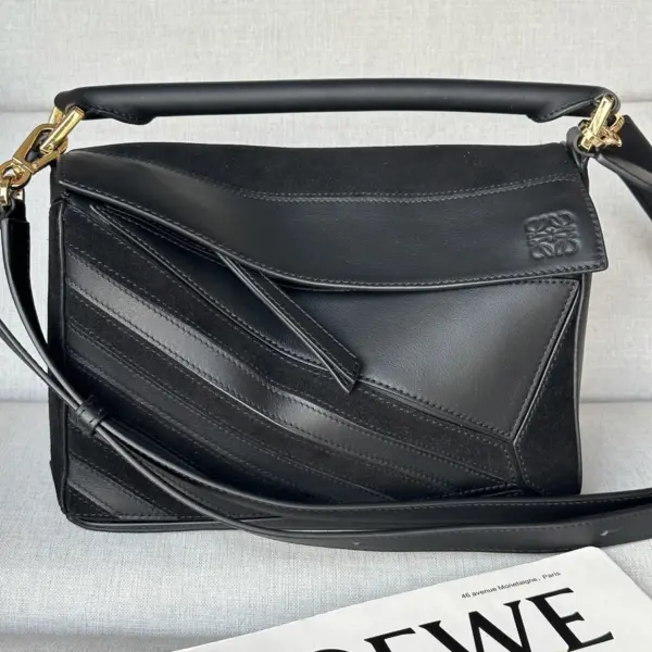 Loewe-羅意威 Puzzle 系列 黑色小號經典牛皮革絨面革肩背包