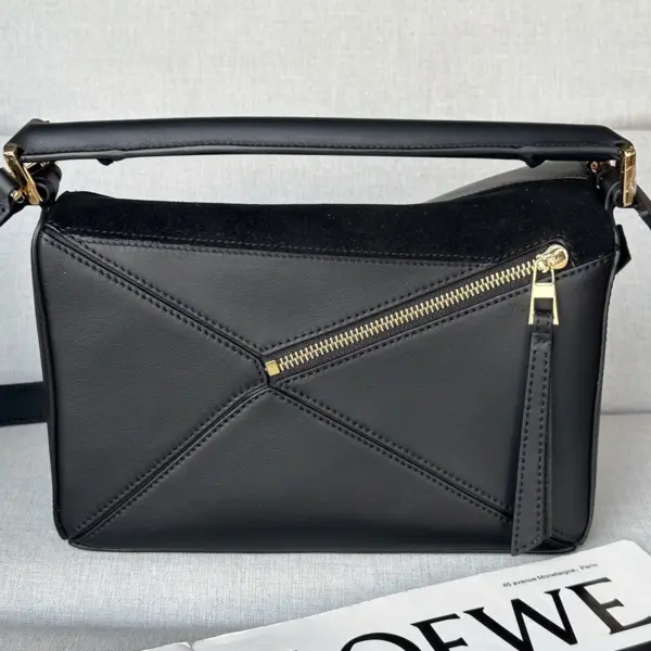 Loewe-羅意威 Puzzle 系列 黑色小號經典牛皮革絨面革肩背包