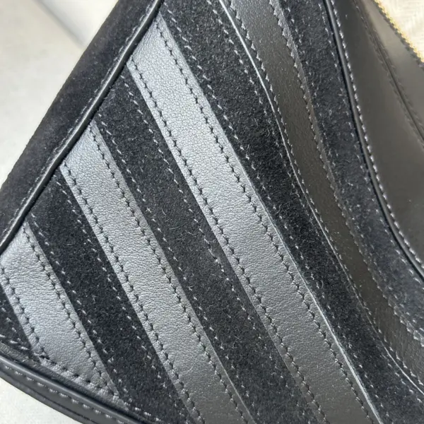 Loewe-羅意威 Puzzle 系列 黑色小號經典牛皮革絨面革肩背包