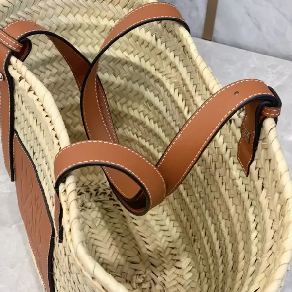 Loewe-羅意威 Basket 系列 自然色 / 棕褐色大號棕櫚葉牛皮革編織袋 13 Loewe-羅意威 Basket 系列 自然色 / 棕褐色大號棕櫚葉牛皮革編織袋