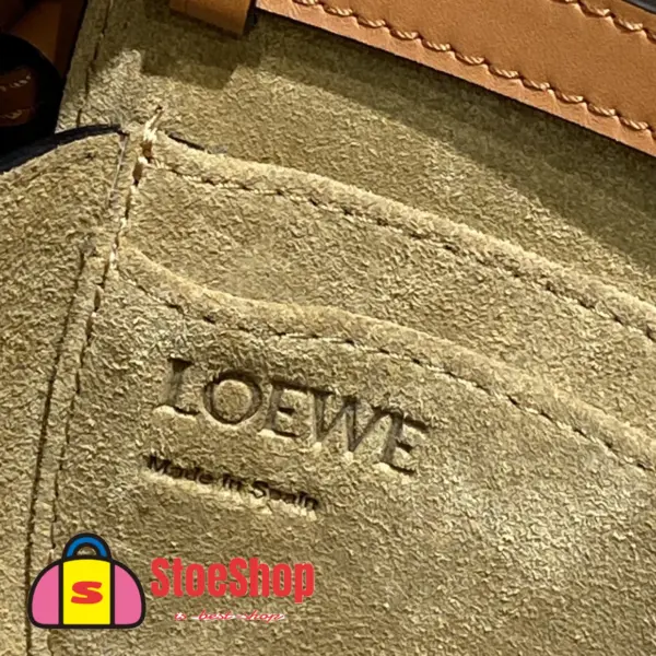 Loewe-羅意威 棕褐色迷你柔軟牛皮革提花 Gate Dual 斜挎包