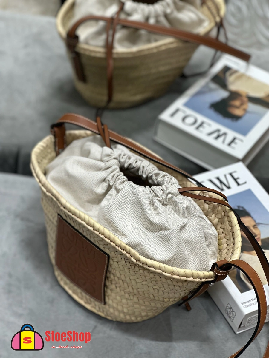 Loewe-羅意威 自然色 / 棕褐色棕櫚葉牛皮革抽繩肩背水桶包 8 Loewe-羅意威 自然色 / 棕褐色棕櫚葉牛皮革抽繩肩背水桶包
