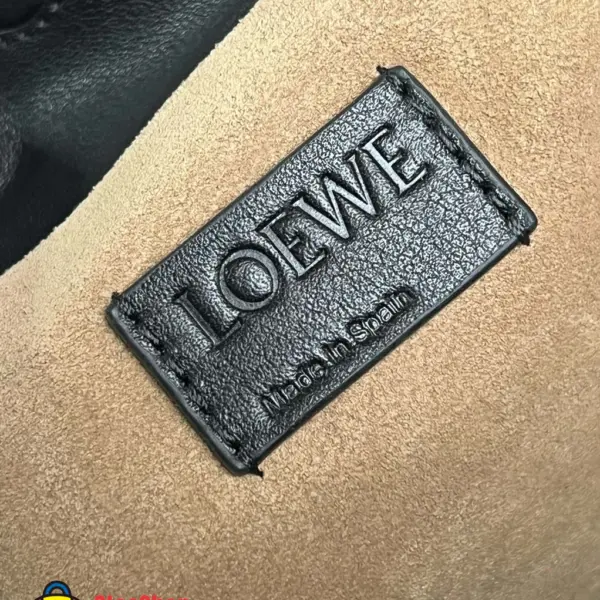 Loewe-羅意威 黑色大號納帕牛皮革 Flamenco 手拿包