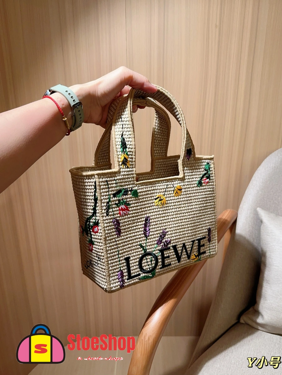 Loewe-羅意威 Font Tote 系列 自然色小號拉菲草斜挎包 4 Loewe-羅意威 Font Tote 系列 自然色小號拉菲草斜挎包