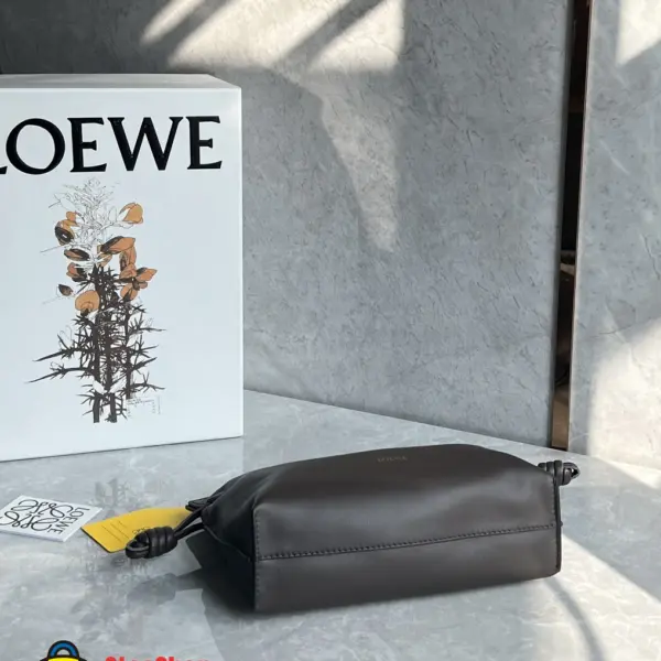Loewe-羅意威 Flamenco 系列 黑色迷你納帕牛皮革肩背包 14 Loewe-羅意威 Flamenco 系列 黑色迷你納帕牛皮革肩背包