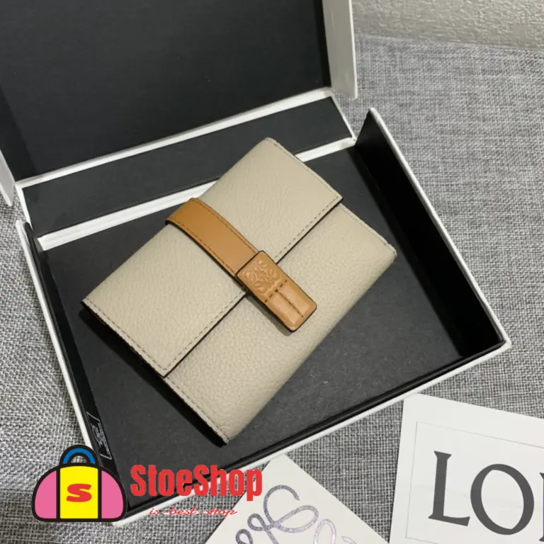 Loewe-羅意威 淺燕麥 / 蜂蜜色小號柔軟粒面牛皮革 Anagram 長夾 11 Loewe-羅意威 淺燕麥 / 蜂蜜色小號柔軟粒面牛皮革 Anagram 長夾