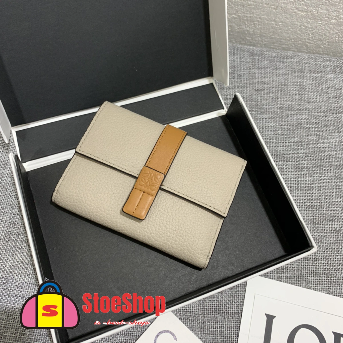 Loewe-羅意威 淺燕麥 / 蜂蜜色小號柔軟粒面牛皮革 Anagram 長夾 3 Loewe-羅意威 淺燕麥 / 蜂蜜色小號柔軟粒面牛皮革 Anagram 長夾