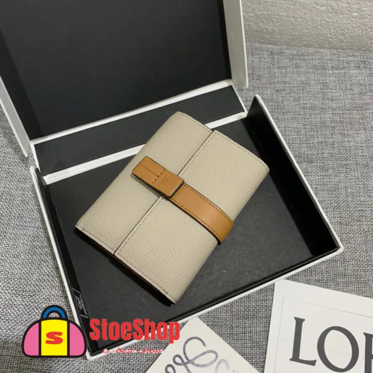 Loewe-羅意威 淺燕麥 / 蜂蜜色小號柔軟粒面牛皮革 Anagram 長夾 14 Loewe-羅意威 淺燕麥 / 蜂蜜色小號柔軟粒面牛皮革 Anagram 長夾