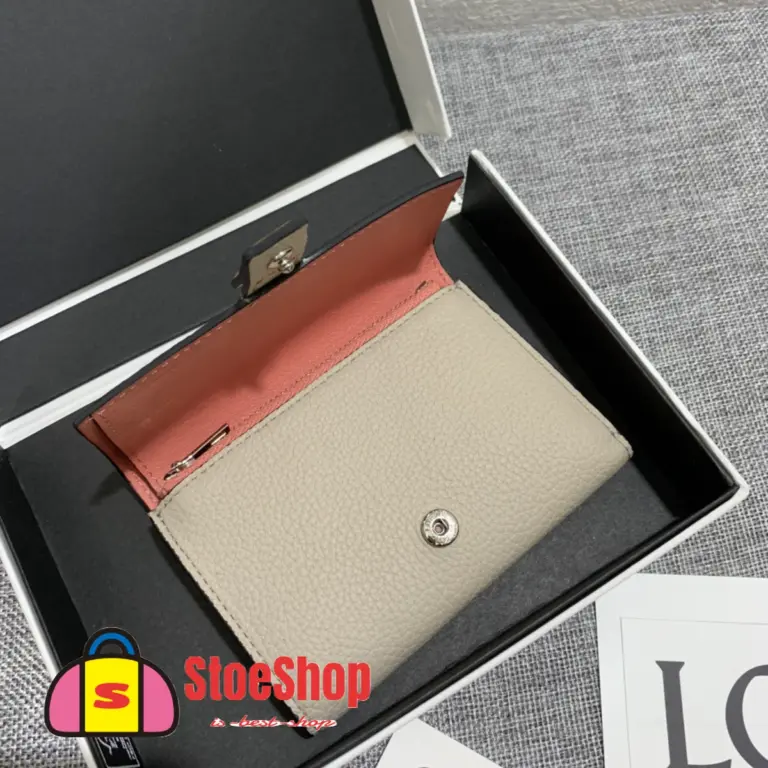 Loewe-羅意威 淺燕麥 / 蜂蜜色小號柔軟粒面牛皮革 Anagram 長夾 17 Loewe-羅意威 淺燕麥 / 蜂蜜色小號柔軟粒面牛皮革 Anagram 長夾