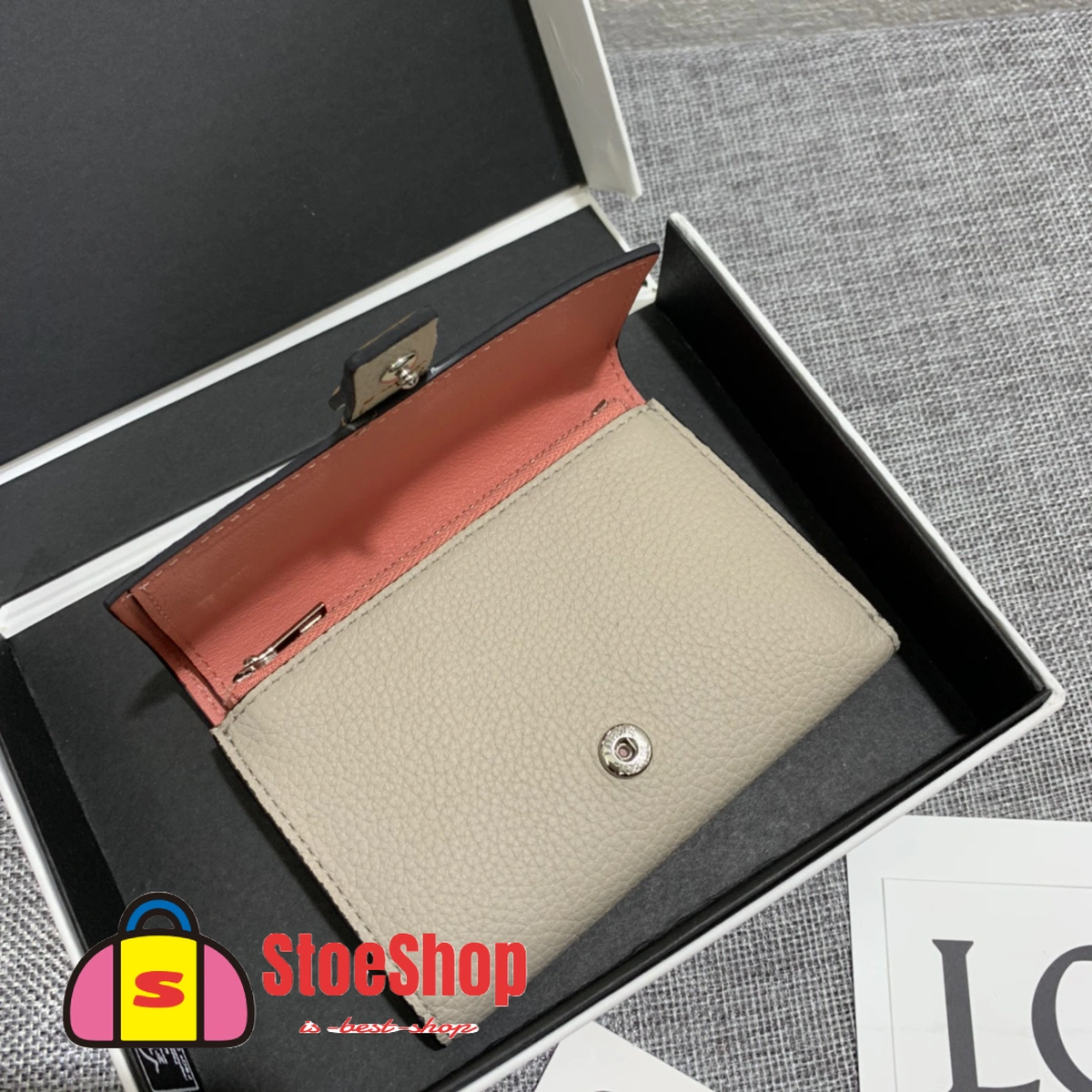 Loewe-羅意威 淺燕麥 / 蜂蜜色小號柔軟粒面牛皮革 Anagram 長夾 8 Loewe-羅意威 淺燕麥 / 蜂蜜色小號柔軟粒面牛皮革 Anagram 長夾