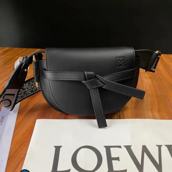 Loewe-羅意威 黑色迷你柔軟牛皮革提花 Gate Dual 斜挎包 12 Loewe-羅意威 黑色迷你柔軟牛皮革提花 Gate Dual 斜挎包