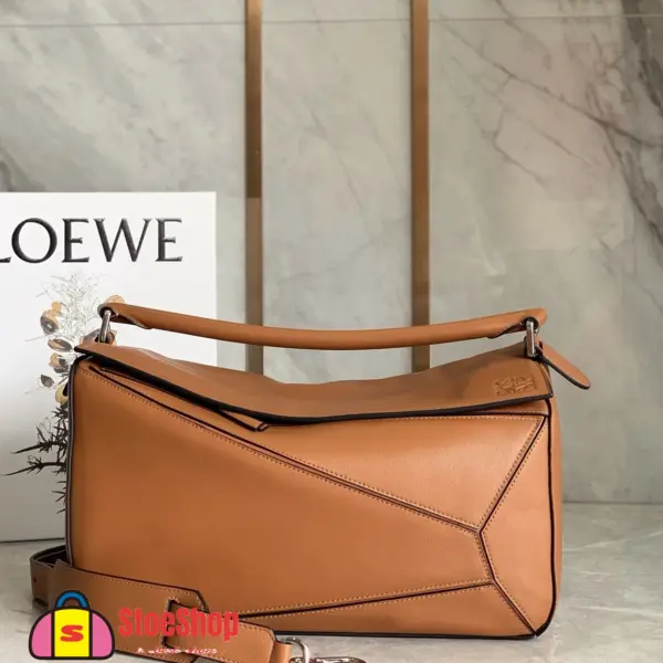 Loewe-羅意威 中號棕褐色經典牛皮革 Puzzle 肩背包