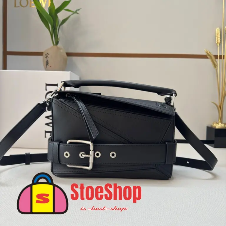 Loewe-羅意威 Puzzle Biker 系列 黑色小號亮面牛皮革肩背包