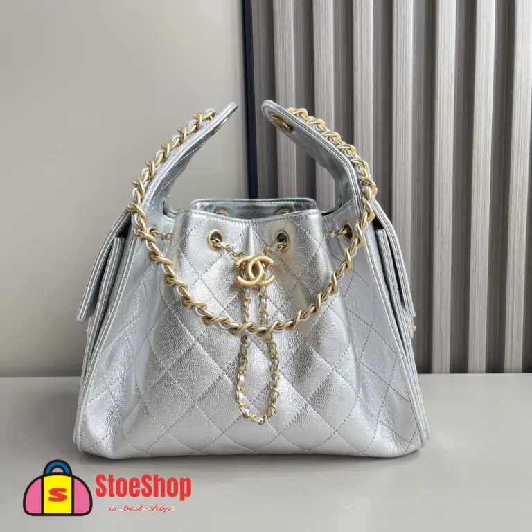 高仿香奈兒/CHANEL 25C Hobo 肩背包｜金屬亮面銀色