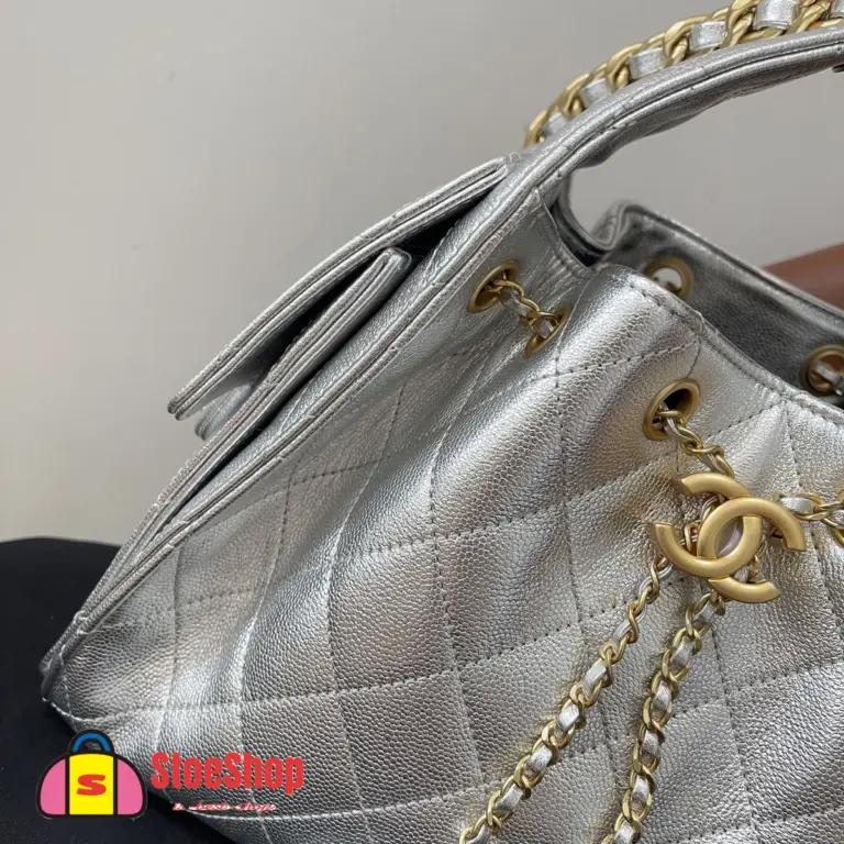 高仿香奈兒/CHANEL 25C Hobo 肩背包｜金屬亮面銀色