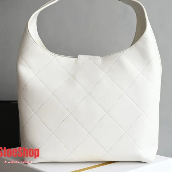 高仿香奈兒/Chanel 25P 白色絎縫Hobo嬉皮包 大號