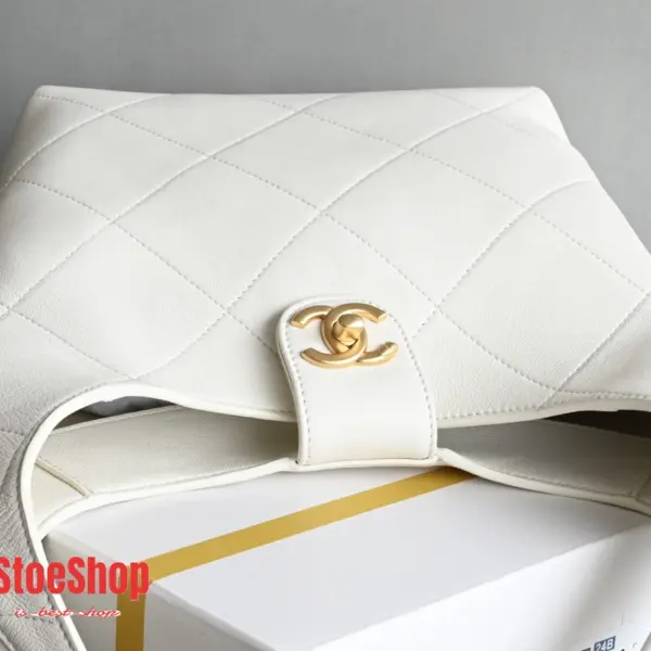 高仿香奈兒/Chanel 25P 白色絎縫Hobo嬉皮包 小號
