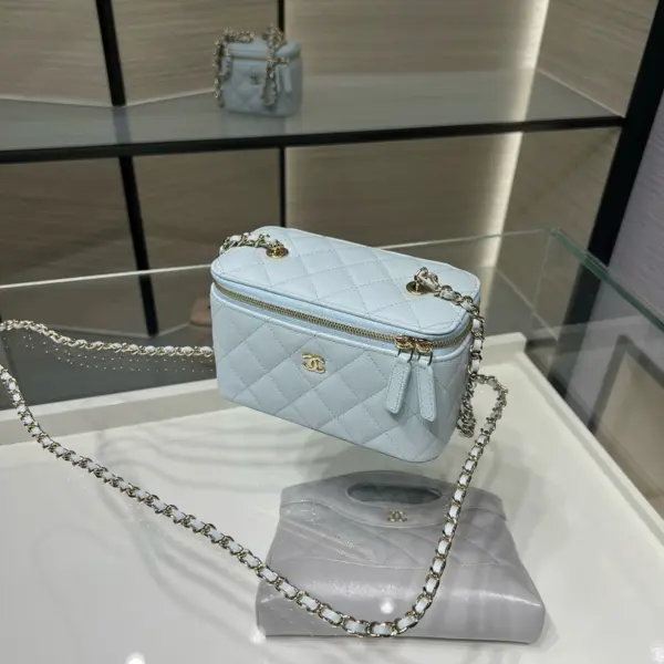 高仿香奈兒/Chanel 22A 方盒子包 淺藍色 15 高仿香奈兒/Chanel 22A 方盒子包 淺藍色