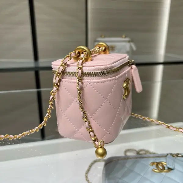 高仿香奈兒/Chanel Vanity Case 迷你菱格紋鏈條化妝包