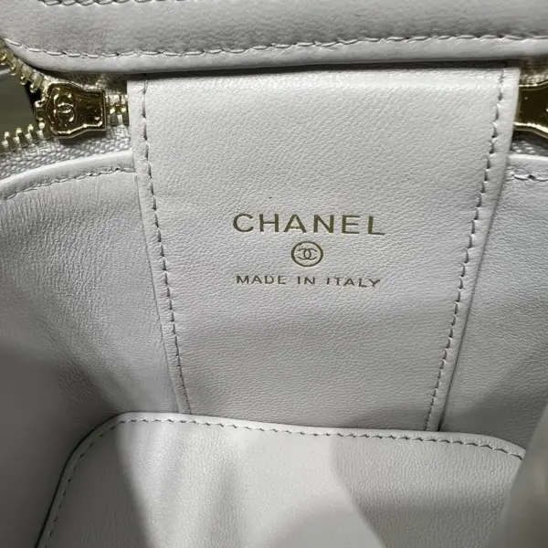 高仿香奈兒/Chanel 24P 早秋迷你菱格紋化妝包 淺灰色