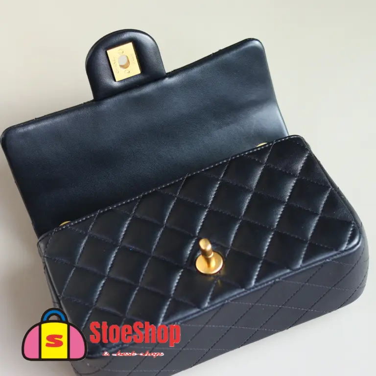 高仿香奈兒/Chanel Classic Flap 金球鏈條翻蓋包 黑色