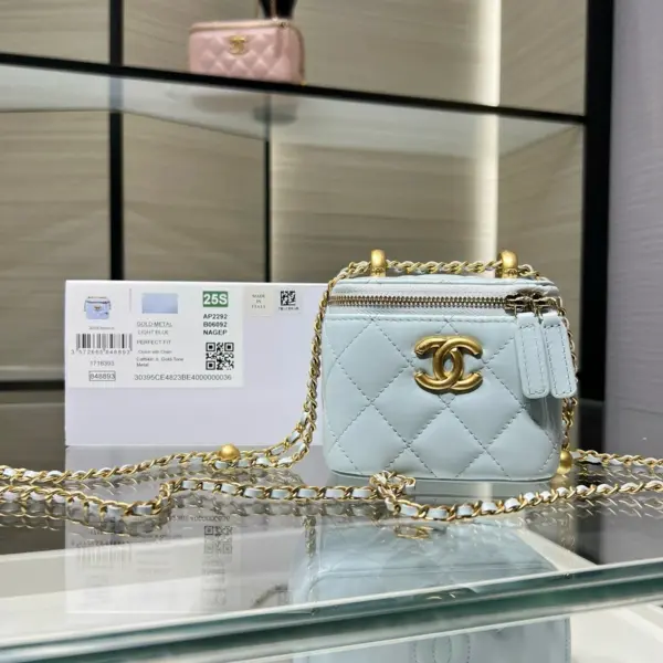 高仿香奈兒/Chanel Vanity Case 迷你鏈條方盒包 淺藍色