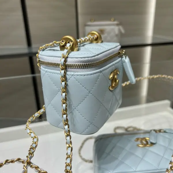 高仿香奈兒/Chanel Vanity Case 迷你鏈條方盒包 淺藍色