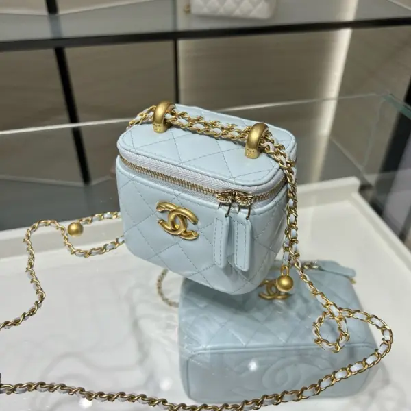 高仿香奈兒/Chanel Vanity Case 迷你鏈條方盒包 淺藍色