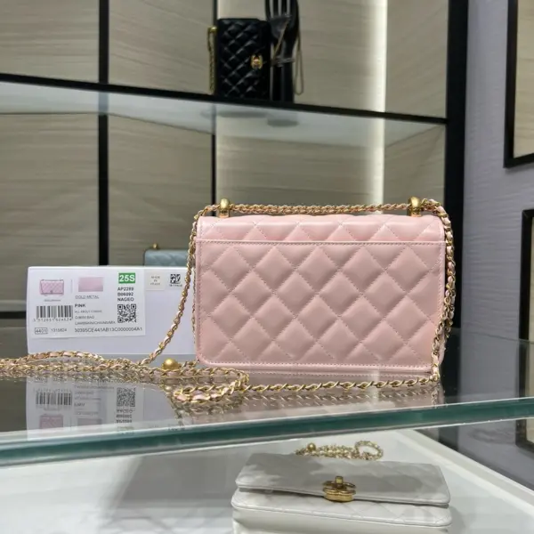 高仿香奈兒/Chanel 25S 淺粉色 WOC發財包