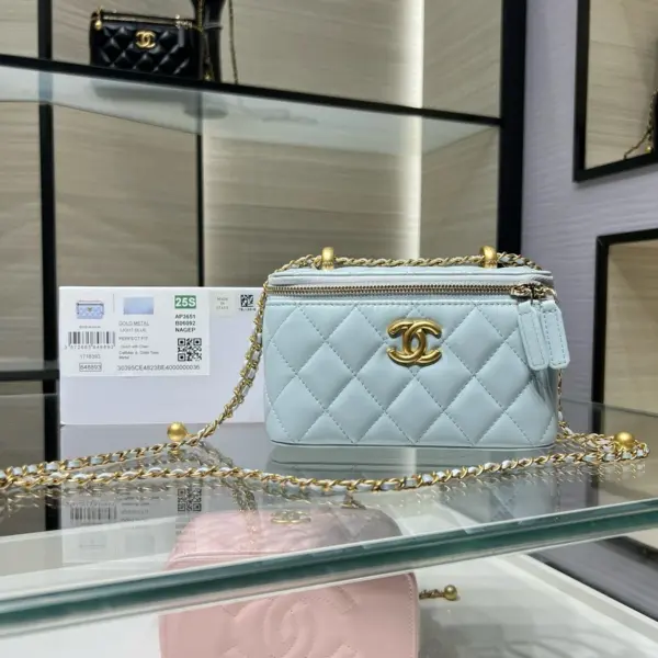 高仿香奈兒/Chanel Vanity系列淡藍色菱格紋鏈條裝飾化妝包