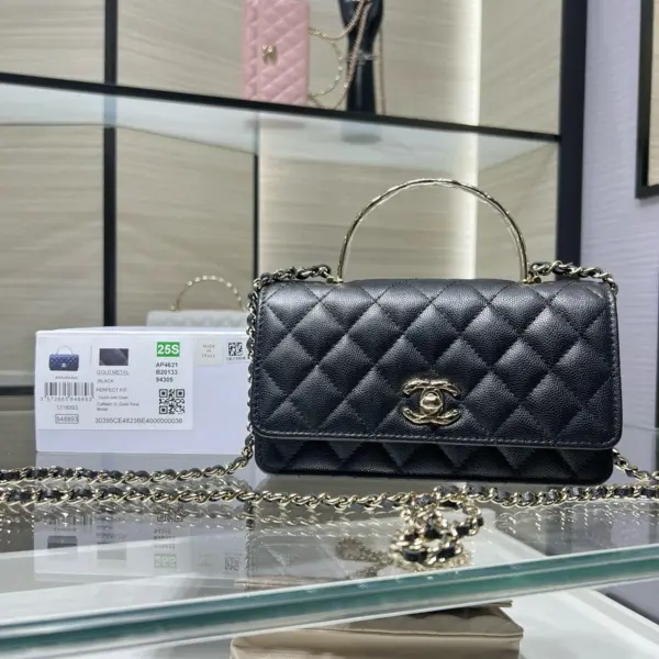 高仿香奈兒/Chanel WOC 帶手柄翻蓋包 深藍色