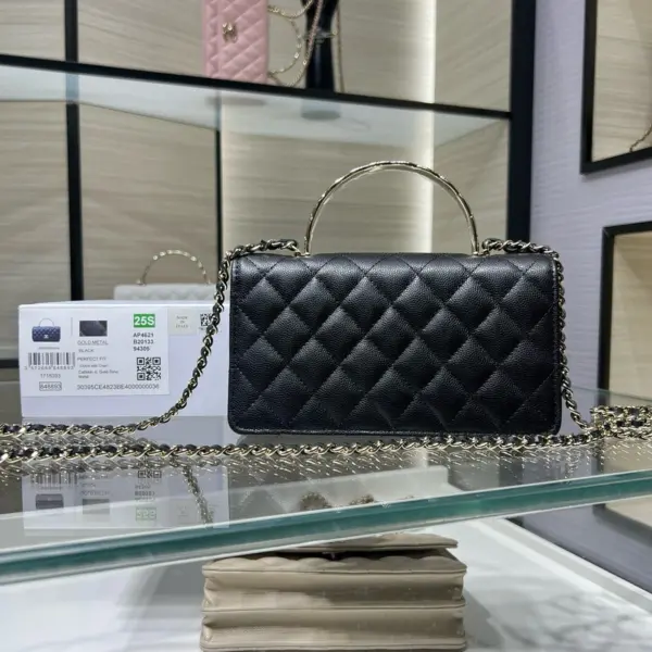 高仿香奈兒/Chanel WOC 帶手柄翻蓋包 深藍色