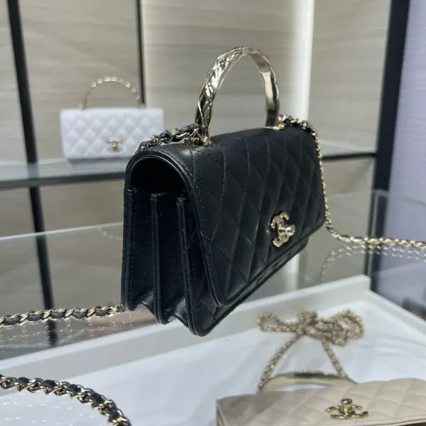 高仿香奈兒/Chanel WOC 帶手柄翻蓋包 深藍色