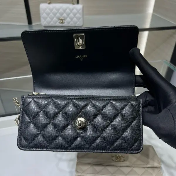 高仿香奈兒/Chanel WOC 帶手柄翻蓋包 深藍色
