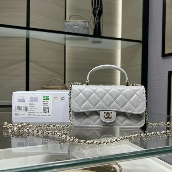 高仿香奈兒/Chanel Classic Flap系列 Mini帶手柄淺灰色