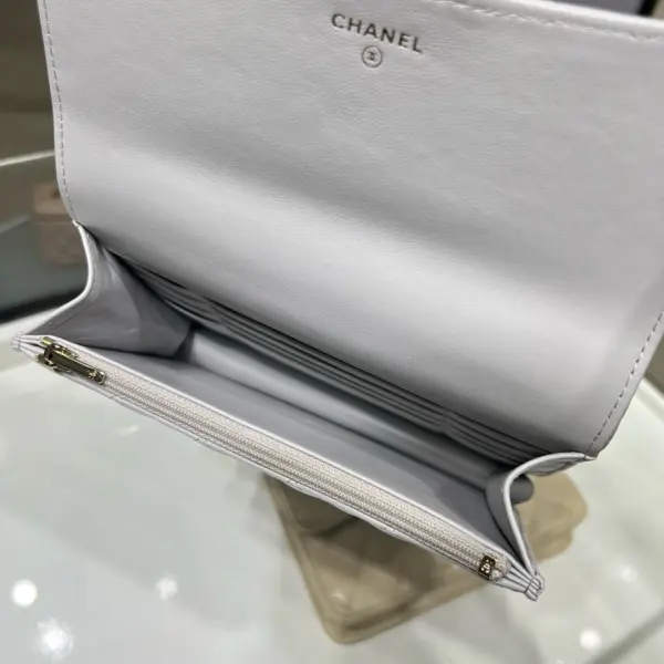 高仿香奈兒/Chanel 25S 19系列淺灰色手提口蓋包