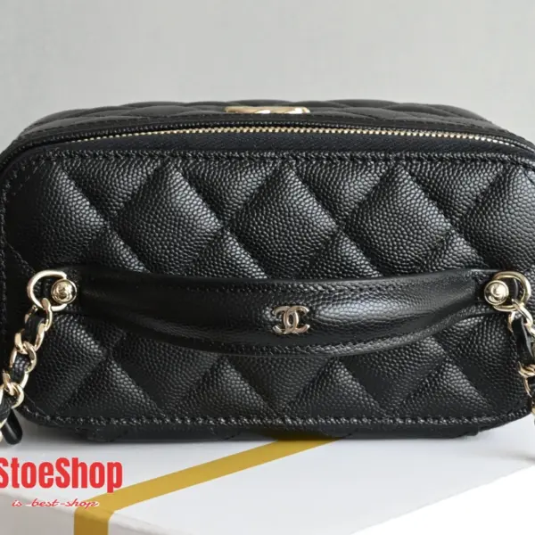 高仿香奈兒/Chanel Vanity Case 菱格紋雙C扣鏈條黑色化妝包