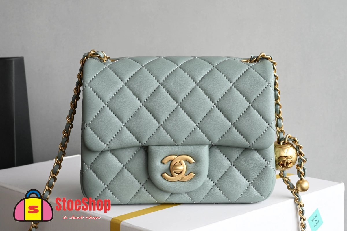 高仿香奈兒/Chanel Classic Flap Mini（方胖子）淡青色