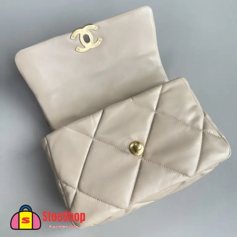 高仿香奈兒/Chanel 19 小號肩背包｜粉紅山羊皮×24K做舊鍍金五金