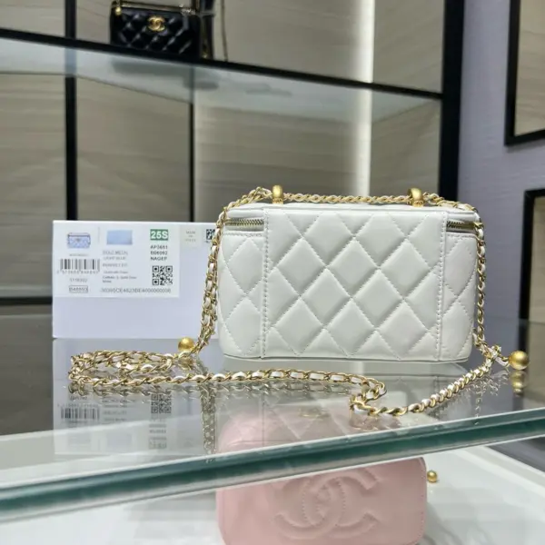 高仿香奈兒/Chanel Vanity Case 白色方形鏈條小箱子包