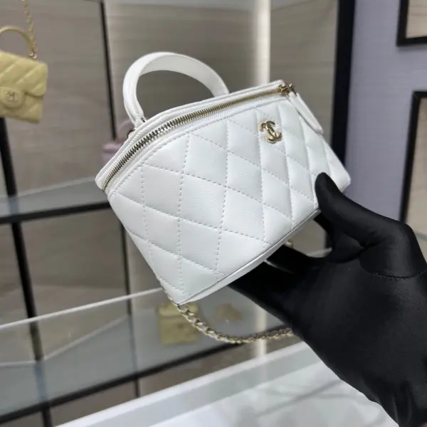高仿香奈兒/Chanel Vanity Case 方形菱格紋白色化妝包
