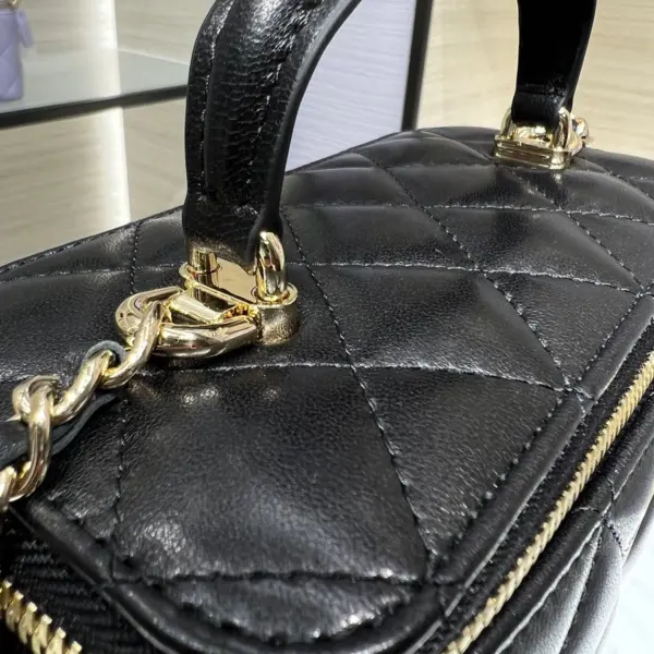 高仿香奈兒/Chanel Vanity Case 菱格紋化妝箱式單肩包 黑色