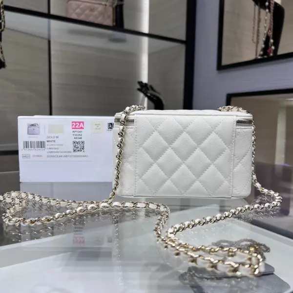高仿香奈兒/Chanel 22A 方盒造型手袋 白色