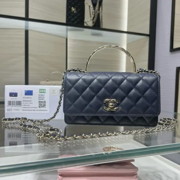 高仿香奈兒/Chanel WOC 帶手柄藏青色鏈條包 12 高仿香奈兒/Chanel WOC 帶手柄藏青色鏈條包