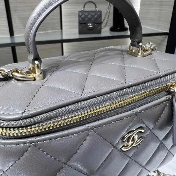 高仿香奈兒/Chanel 24P 方盒形菱格紋灰色化妝包